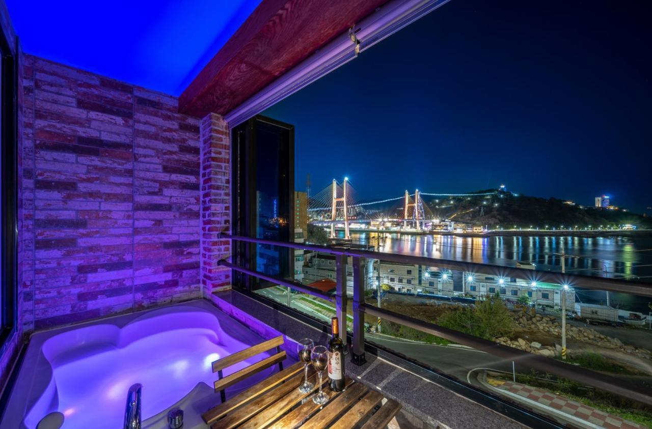 Yeosu View Foret Pension Extérieur photo