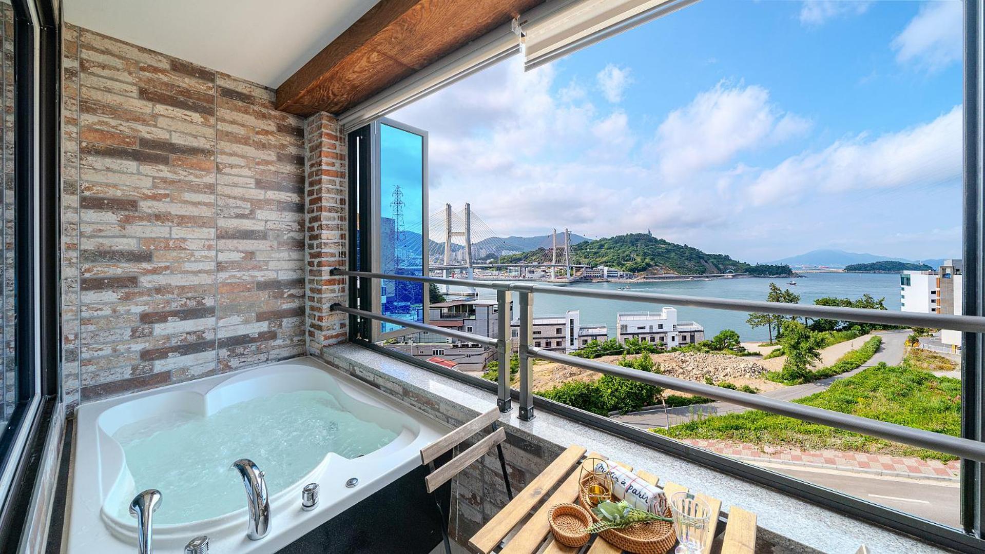 Yeosu View Foret Pension Extérieur photo